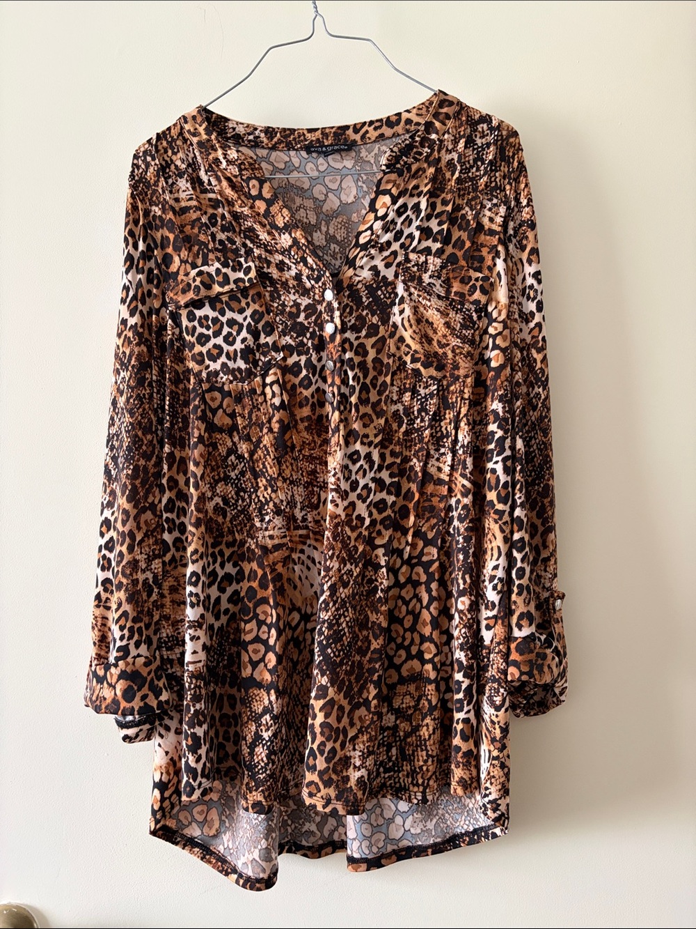 Ava & Grace Women’s Brown, Tan, and White Cheetah Print 3/4 Sleeve Blouse XL